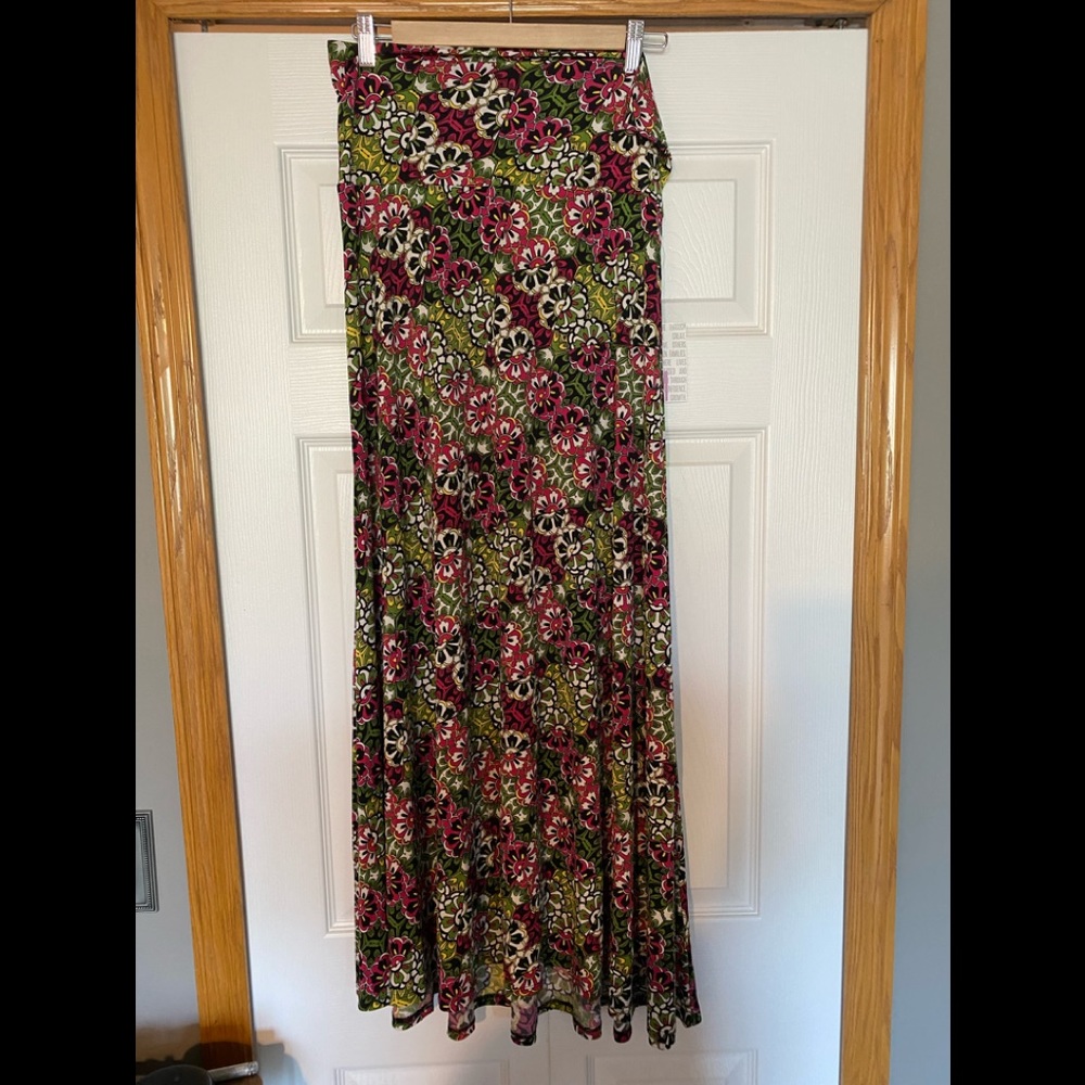 LuLaRoe Maxi Skirt Size Medium